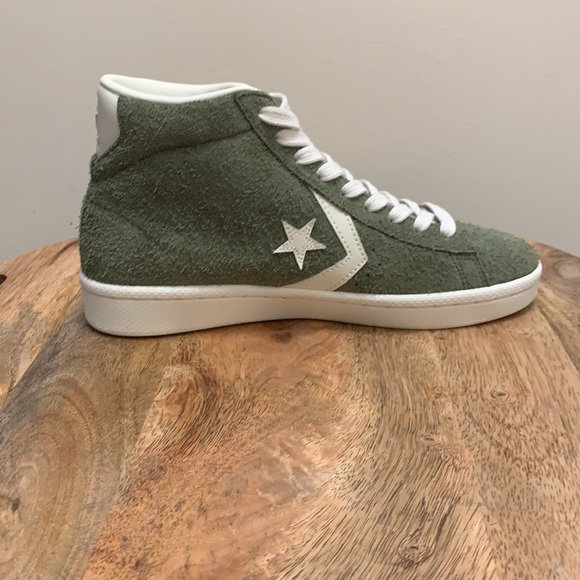 Converse - Picture 4 of 6